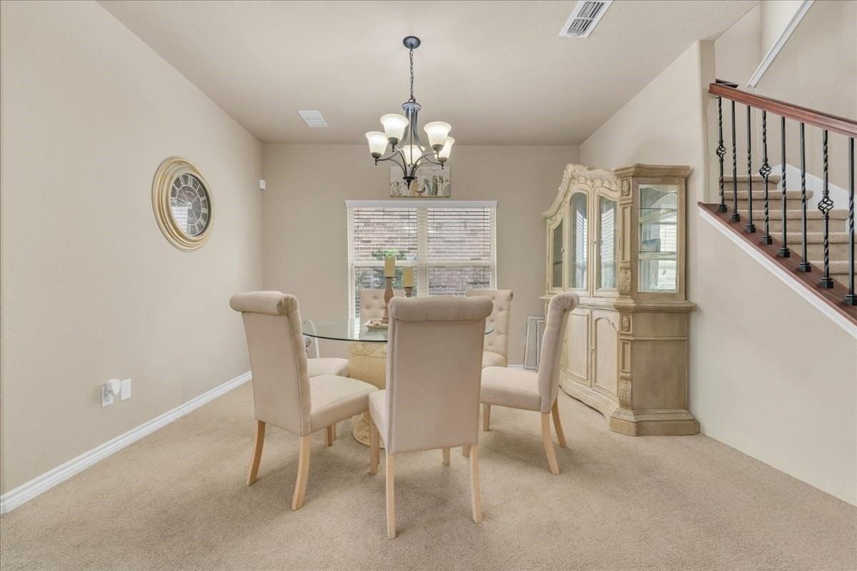 1820 Christopher Creek Dr - Photo 4 of 39