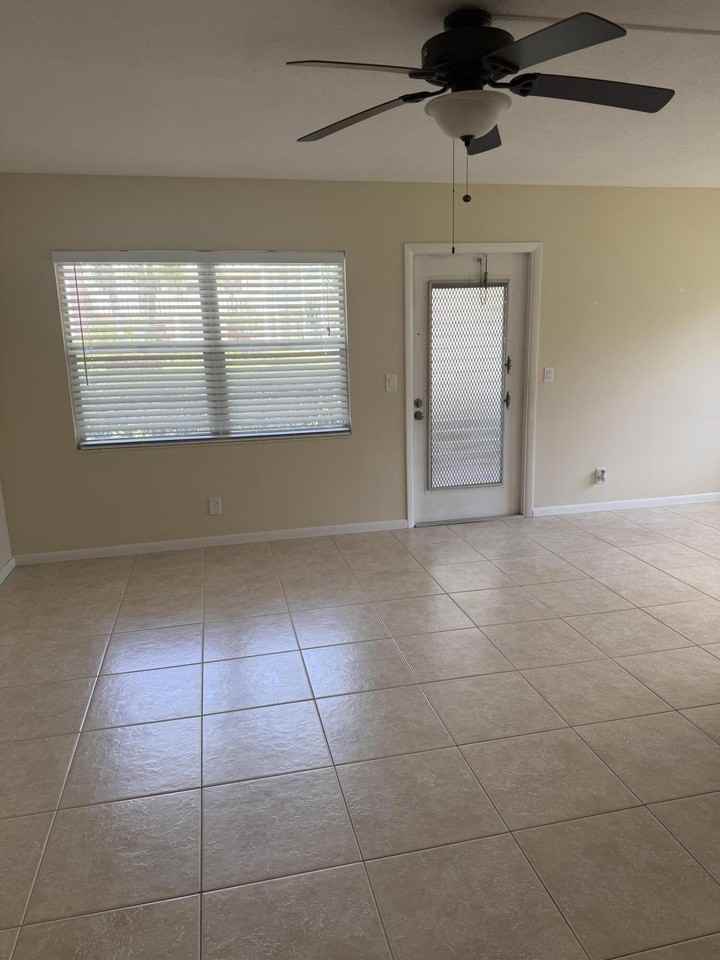 137 Fanshaw D - Photo 3 of 12