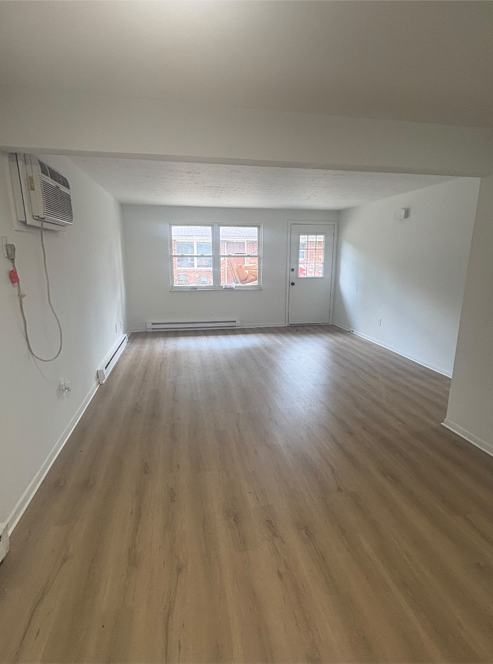 1636 Miami Ave #1640 - Photo 3 of 10