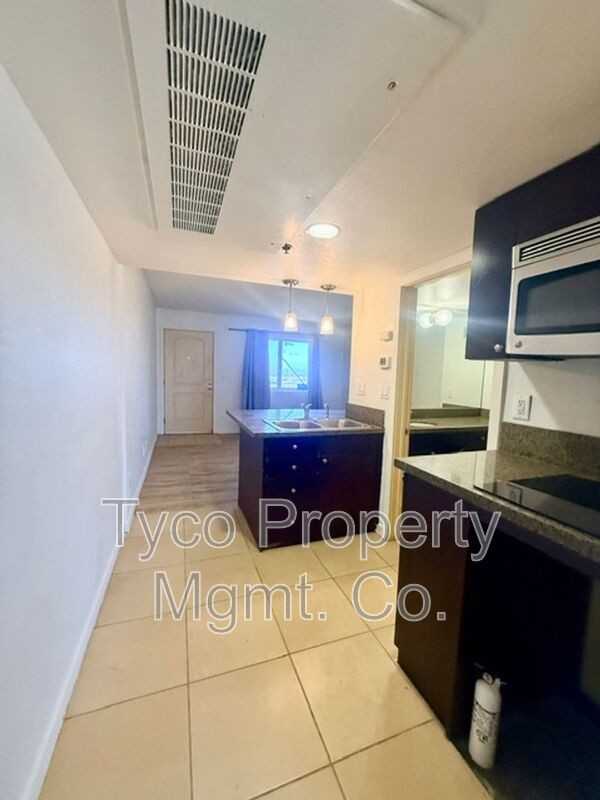 801 National City Blvd #1103 - Photo 3 of 14