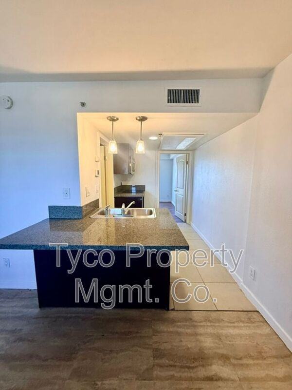 801 National City Blvd #1103 - Photo 4 of 14