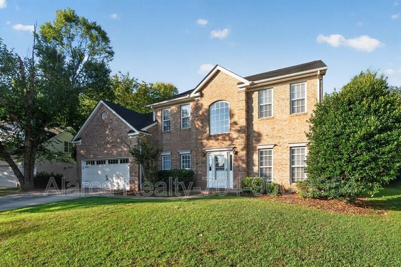 17420 Baldwin Hall Dr - Photo 2 of 38