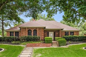featured image of 716 Havencrest Dr