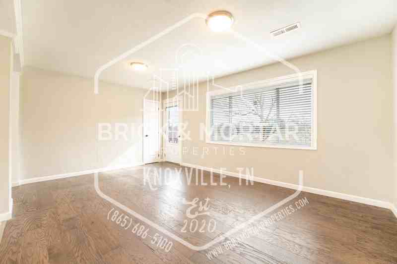 837 Teffeteller Ln - Photo 5 of 38