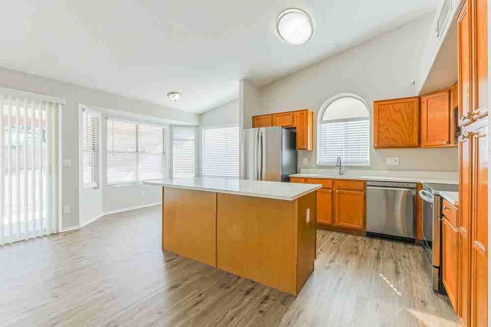 4262 E Alder Ave - Photo 7 of 16