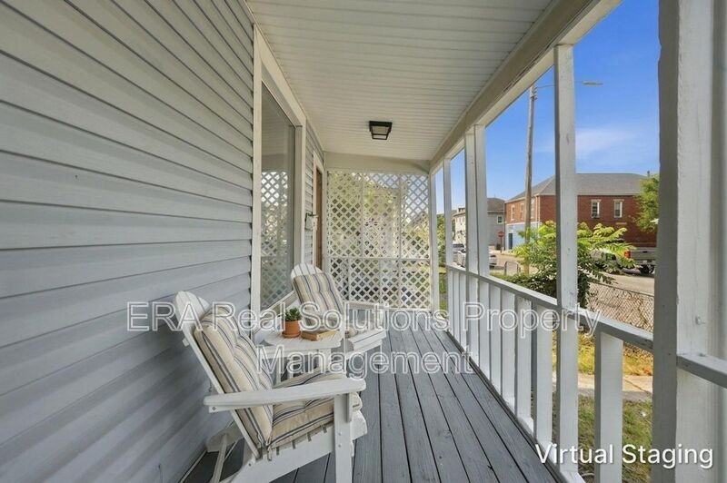 150 S Cypress Ave - Photo 3 of 33