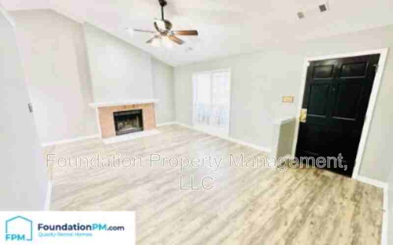 2663 Bay Pointe Cir W - Photo 6 of 15