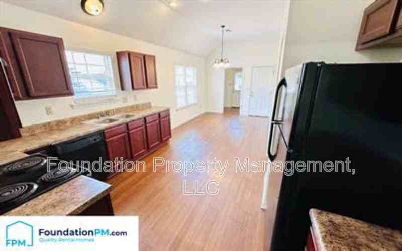 1314 Crosstown Ct - Photo 3 of 17