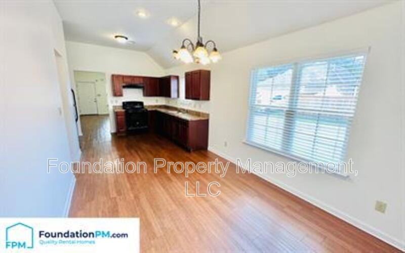 1314 Crosstown Ct - Photo 5 of 17