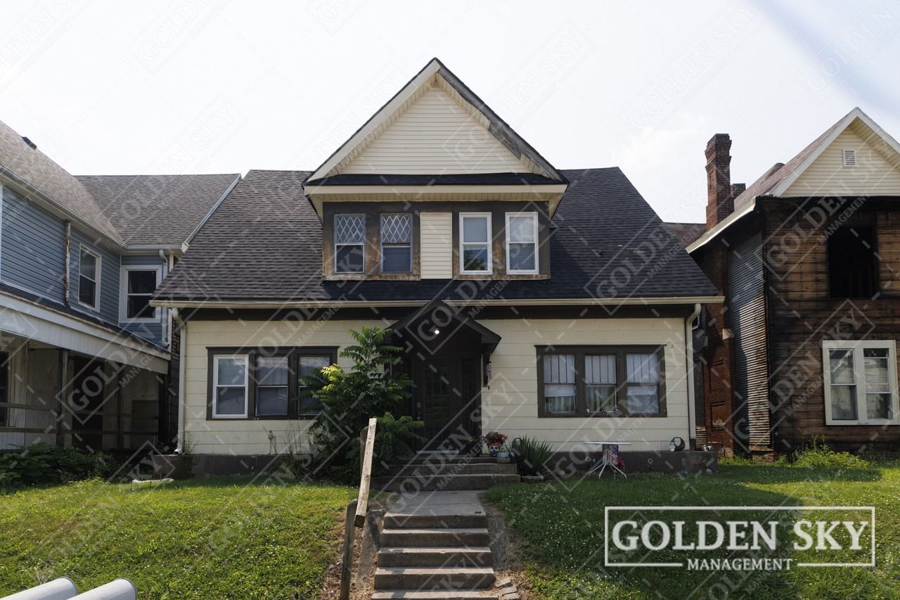 427 S Mound St #427