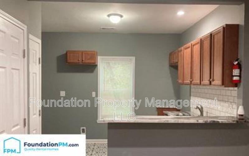 2001 Waverly Ave - Photo 4 of 19