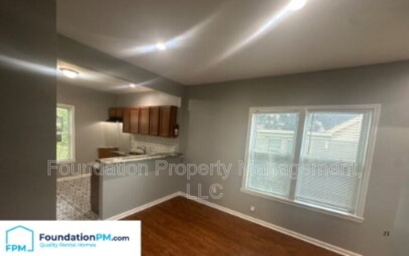 2001 Waverly Ave - Photo 6 of 19