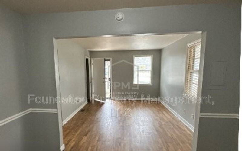 1700 Dabbs Ave - Photo 6 of 22