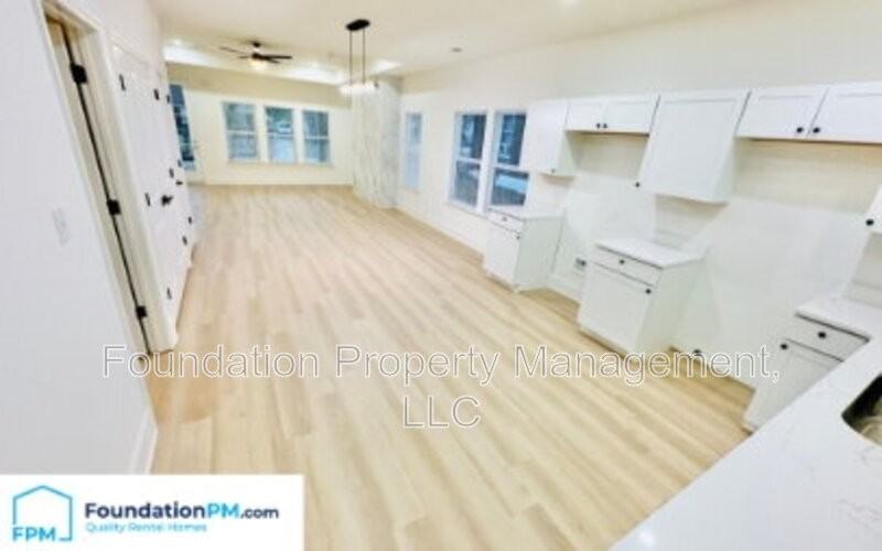 910 Dickinson St - Photo 6 of 16