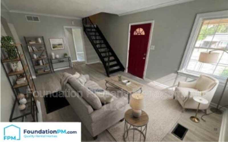 1847 Driftwood Ave - Photo 5 of 21