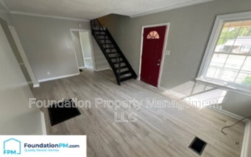 1847 Driftwood Ave - Photo 6 of 21