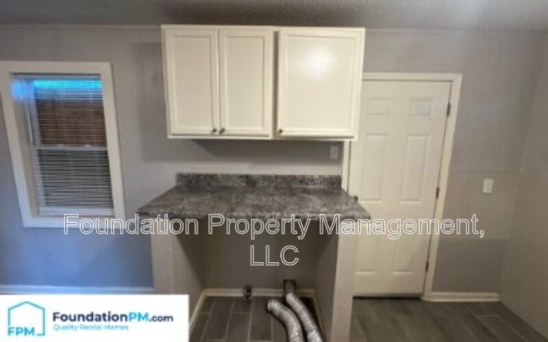 2601 Dakar Ave - Photo 6 of 17