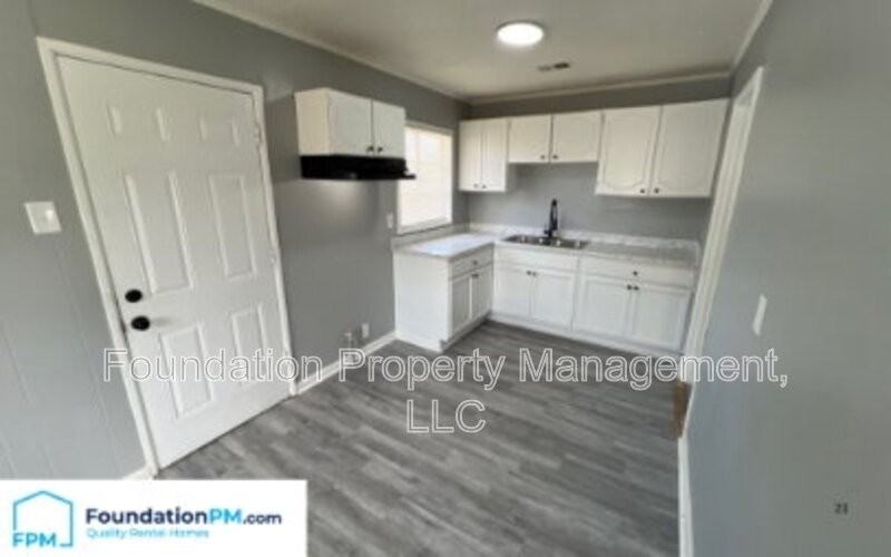765 Marywood St - Photo 3 of 13