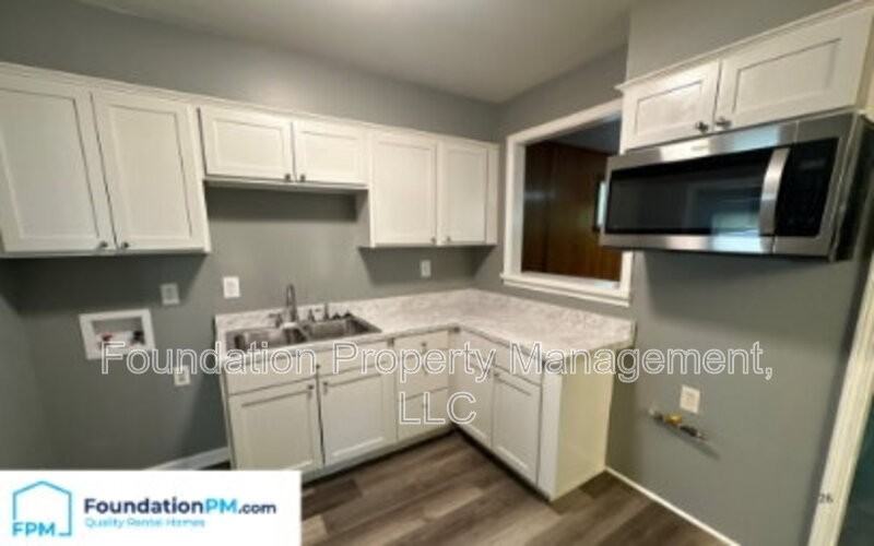 3767 Philsdale Ave - Photo 3 of 22