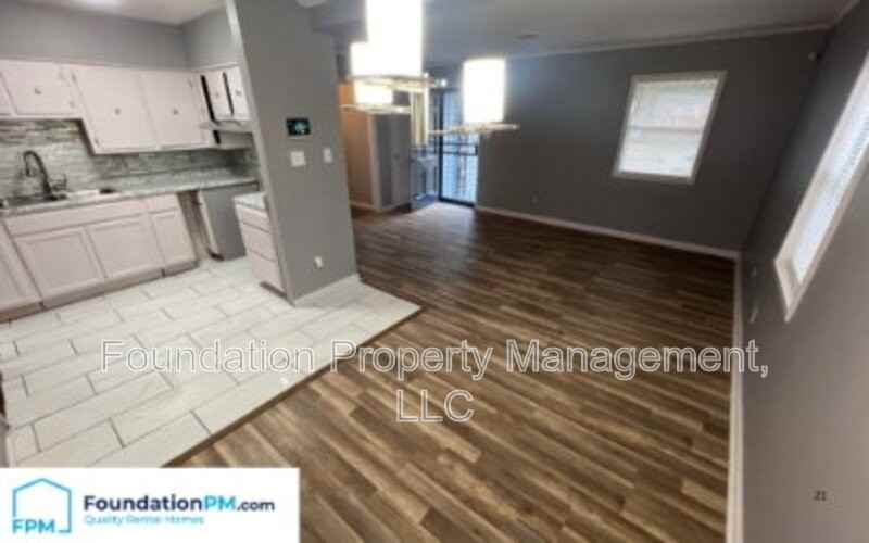 2412 Gentry Ave - Photo 4 of 15