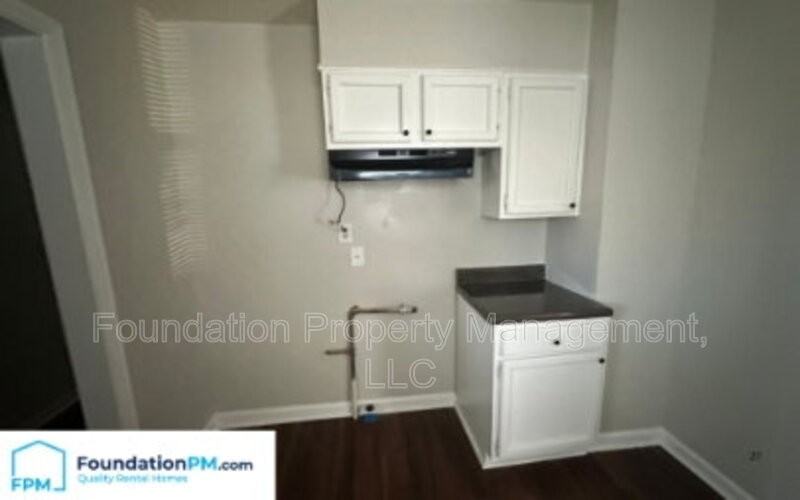 2292 Redwood Ave - Photo 6 of 19