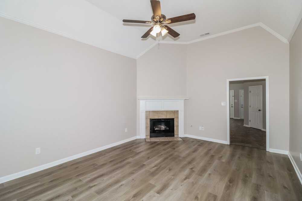 607 Ashley Glen Cir E - Photo 6 of 17