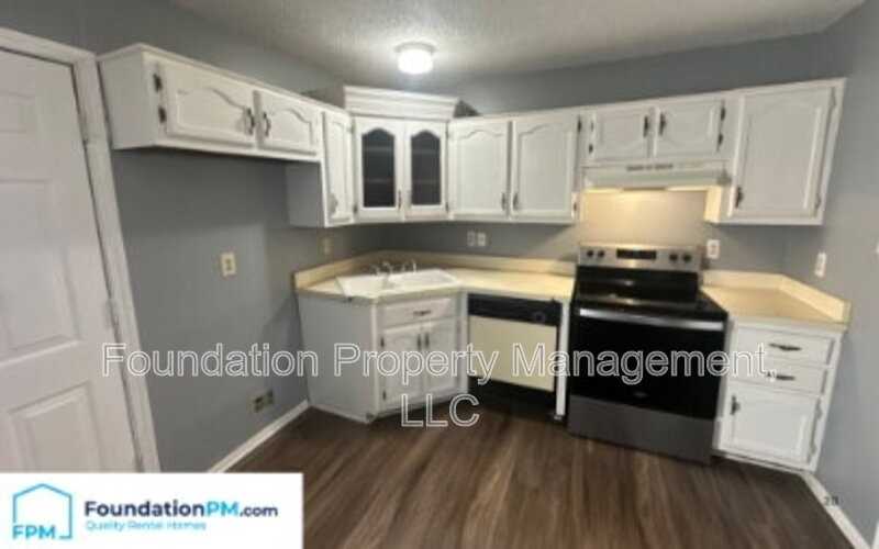 5106 Wyndance Dr - Photo 3 of 10