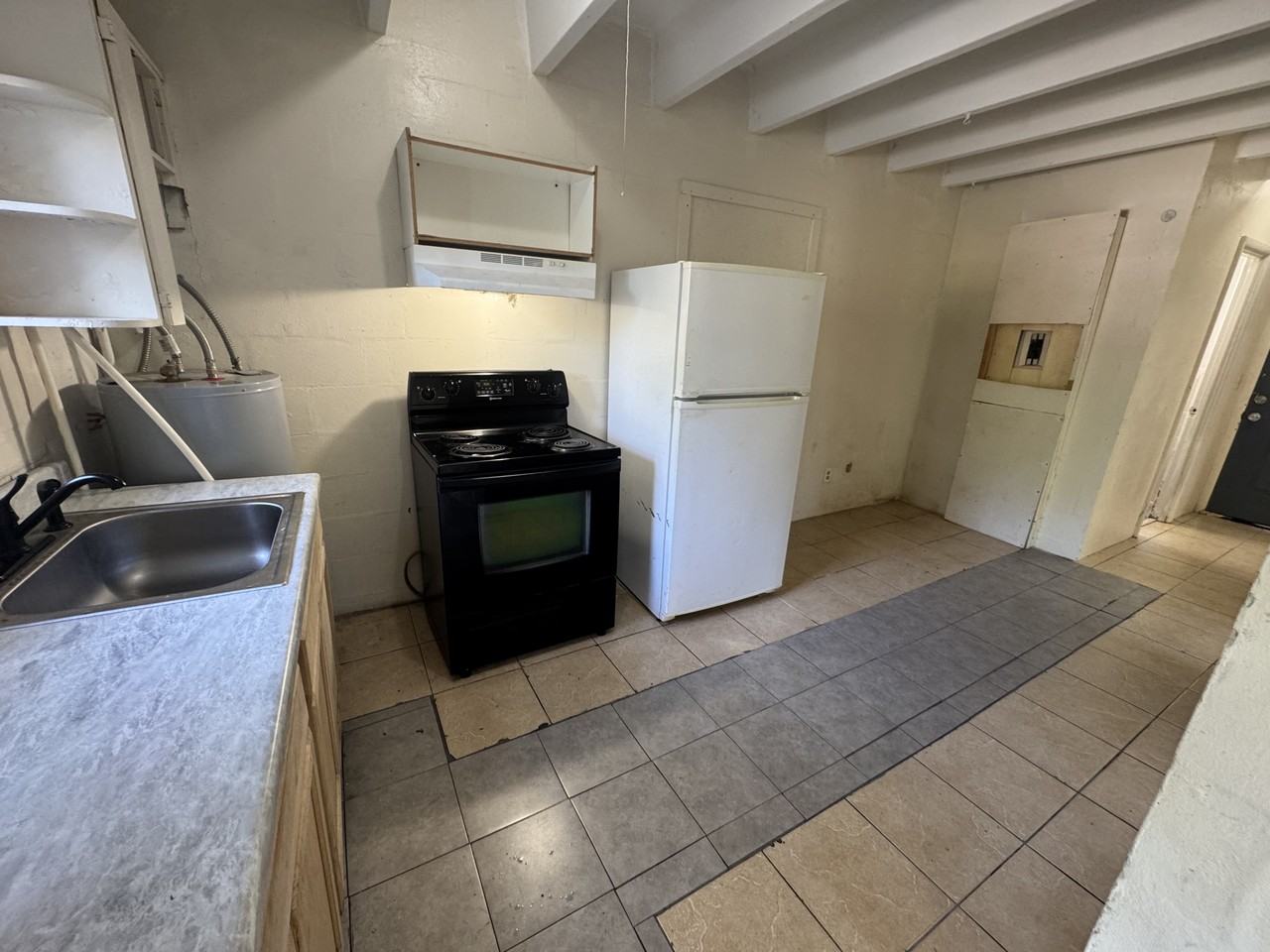 543 Division St #1 - Photo 5 of 25