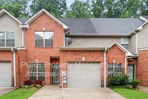 featured image of 456 Highland Cove Dr