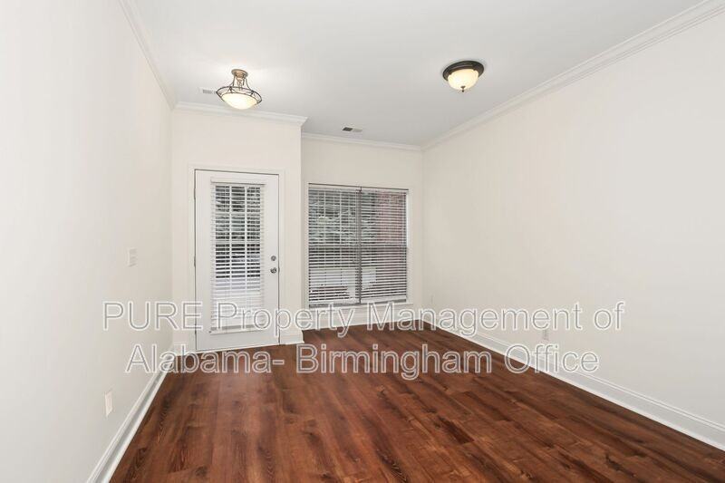 456 Highland Cove Dr - Photo 2 of 21