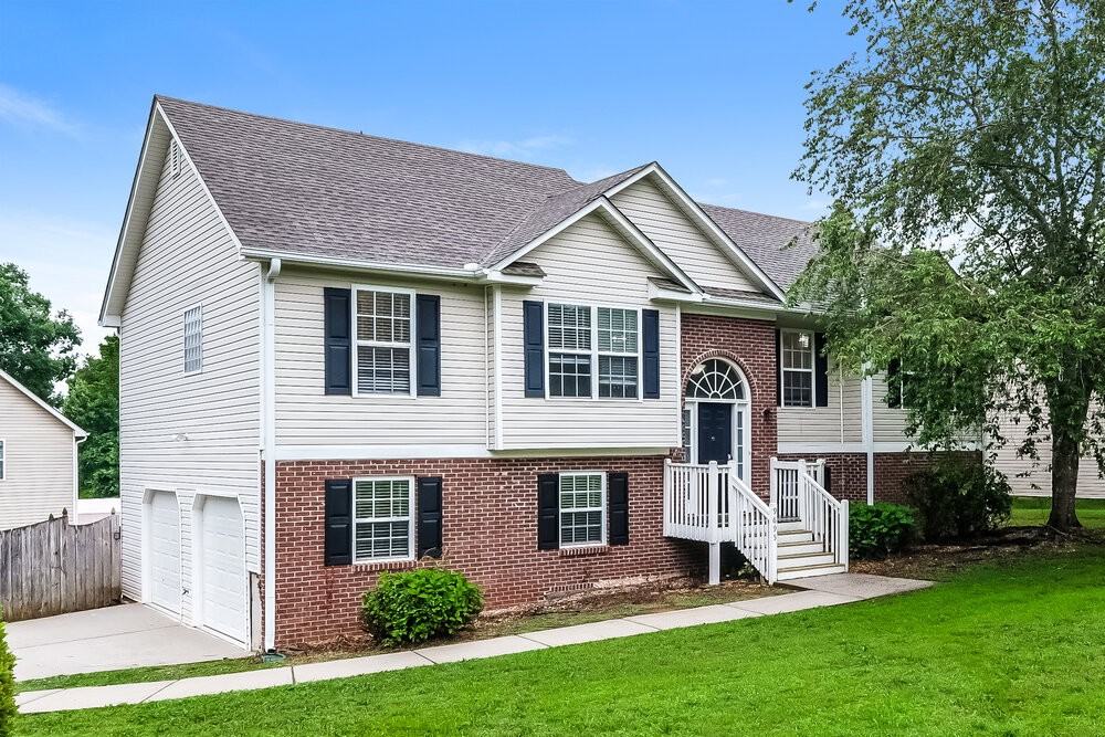 9695 Poole Rd - Photo 4 of 17