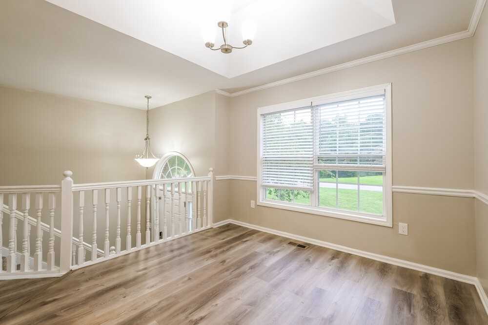 9695 Poole Rd - Photo 7 of 17