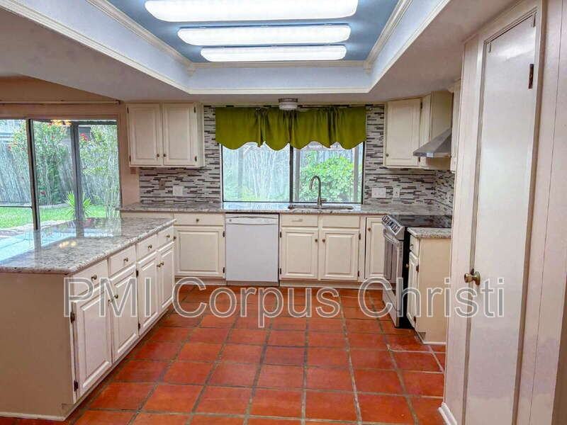 5030 Merganser Dr - Photo 6 of 10