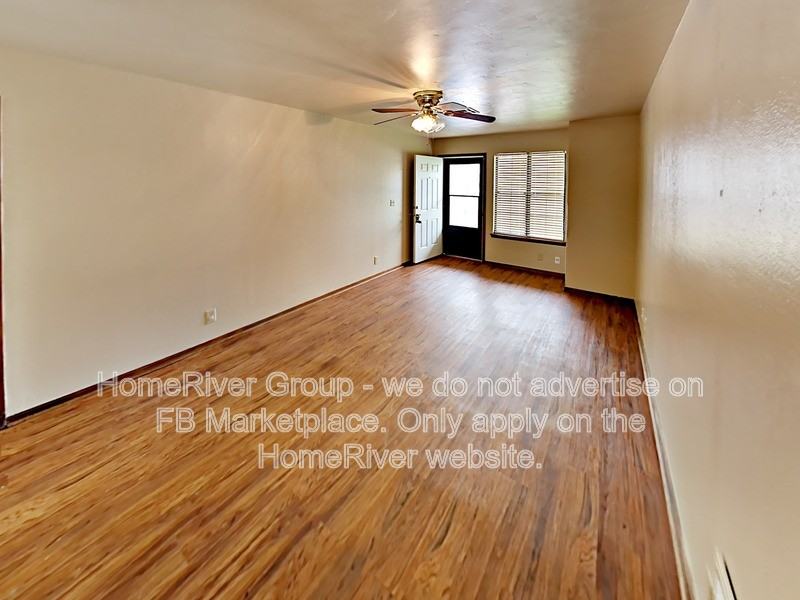 660 W Forster Dr - Photo 2 of 18