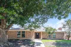 405 W Marble St - Photo 1 of 1