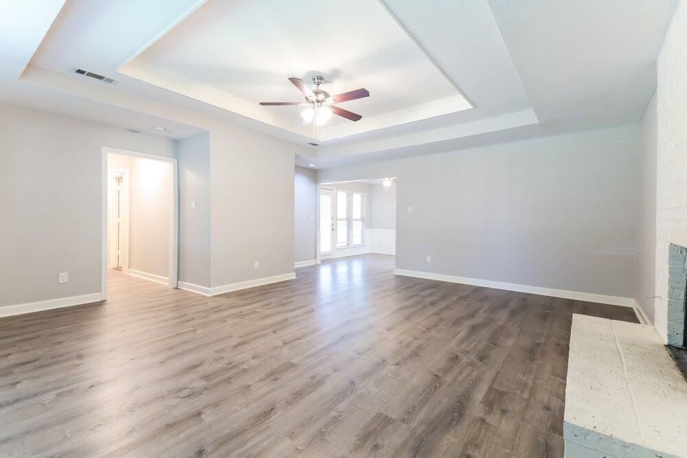405 W Marble St - Photo 5 of 16