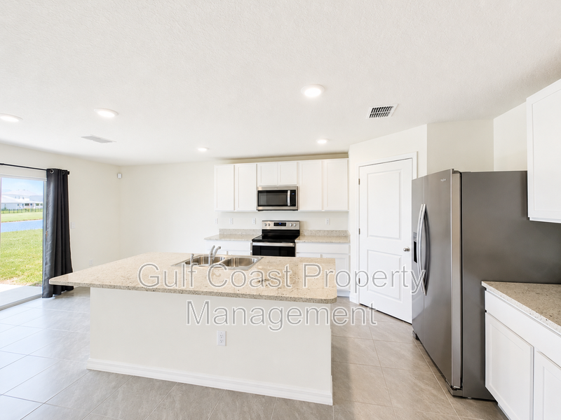 10642 Chippewa Dr - Photo 4 of 22