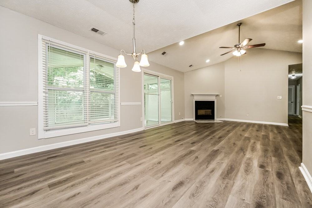 2921 Sunset Ct - Photo 4 of 16