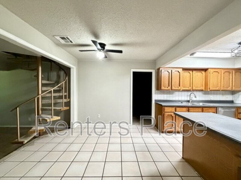 14148 S Poplar Pl - Photo 6 of 30