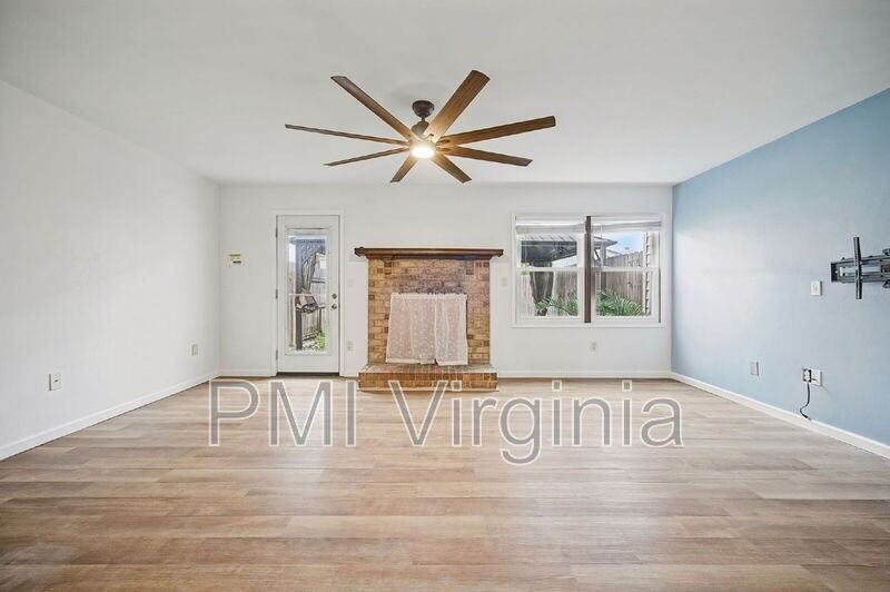 1651 Mantane Arch - Photo 4 of 29