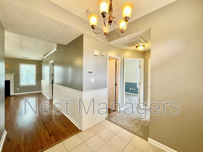 2567 Cameron Woods Ln - Photo 2 of 24
