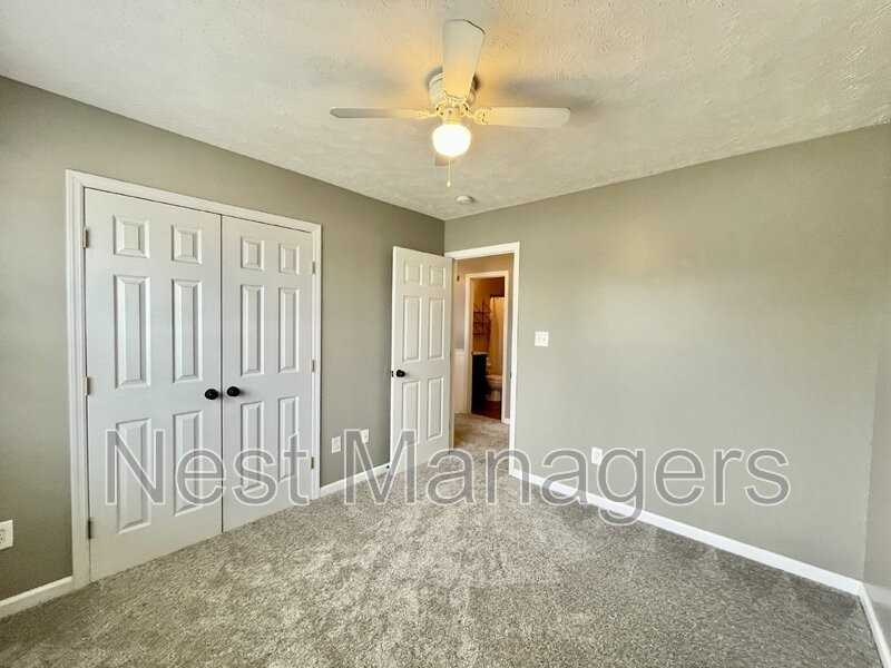 2567 Cameron Woods Ln - Photo 3 of 24