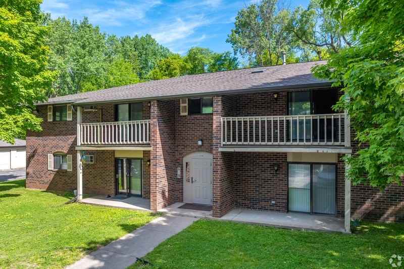 516 Baird Creek Rd - Photo 2 of 15
