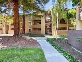 featured image of 2250 Monroe St #256
