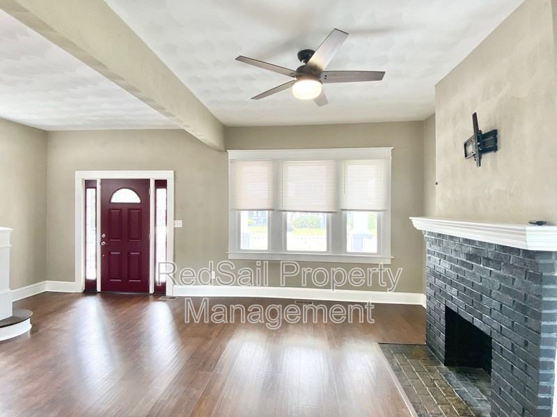 1708 Canton Ave - Photo 5 of 24