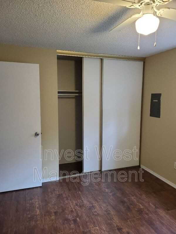 2815 Estreet #R - Photo 5 of 8