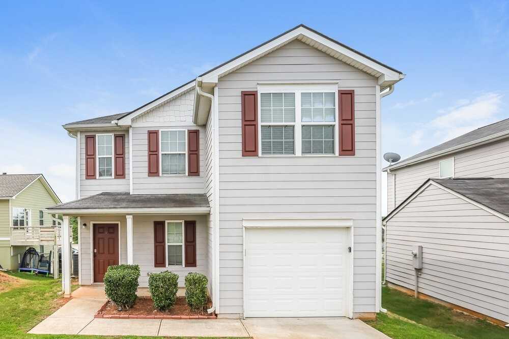 302 Freeman Cir