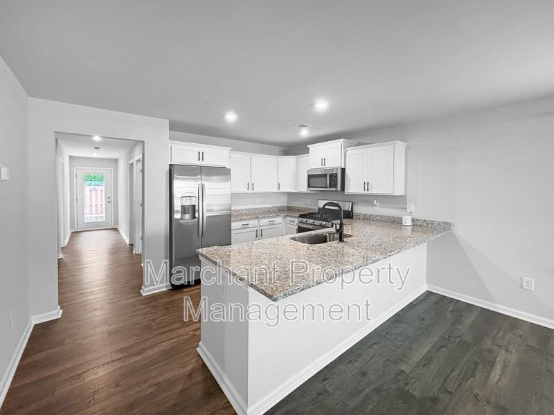 403 Moss Branch Ct - Photo 5 of 19