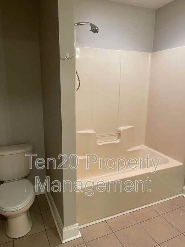 22 Cotton Ct - Photo 6 of 43