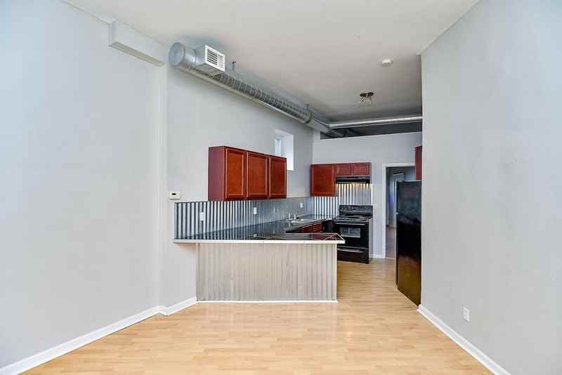 5409 Lansdowne Ave #5411 - Photo 3 of 19